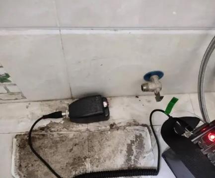 金牛屋顶漏水维修公司分享下卫生间漏水的危害及解决方法
